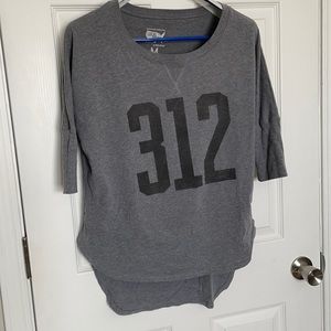 Women’s hi-low shirt - size M